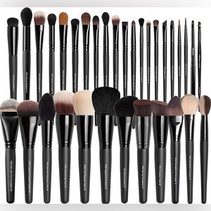 Bueart 32 Piece Makeup Brush Kit